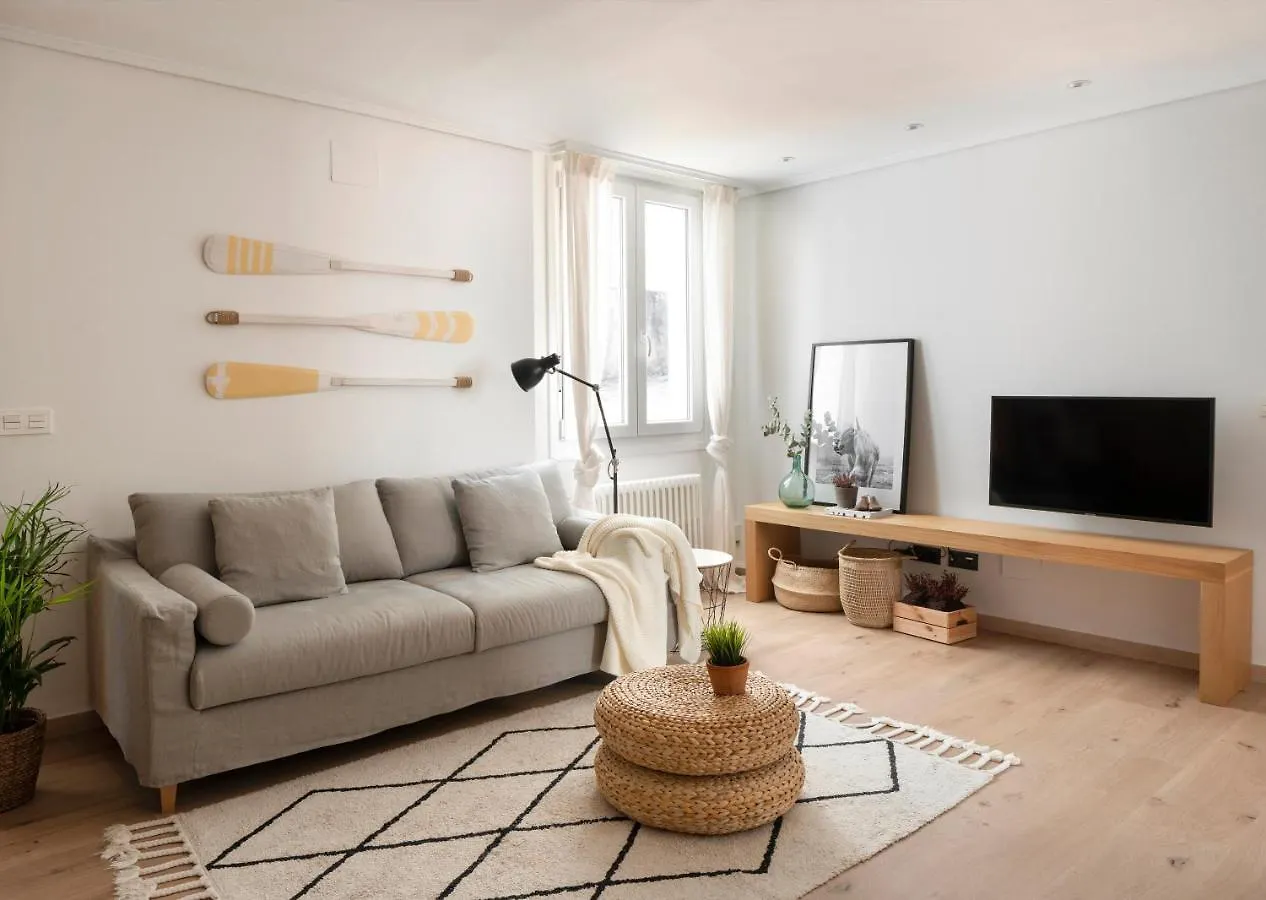 Premium Location! Gran Via & Free Parking Apartment Bilbao Spain